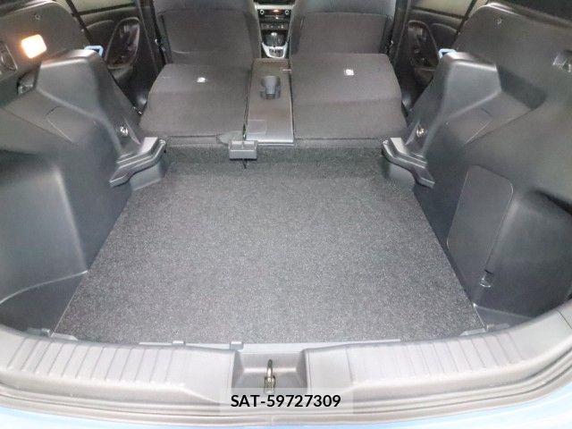 Toyota YARIS CROSS 2023-03 6717850-11