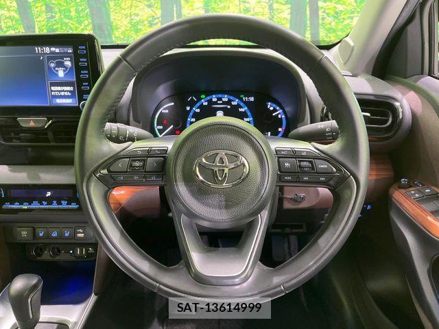 Toyota YARIS CROSS 2022-01 6717846-11