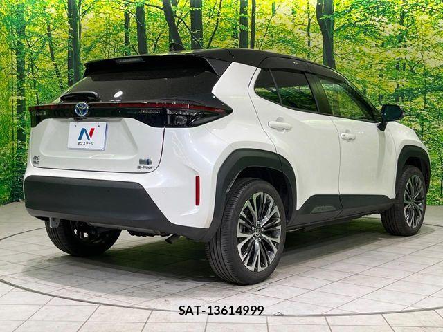 Toyota YARIS CROSS 2022-01 6717846-17