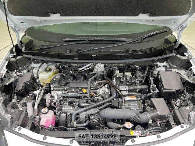Toyota YARIS CROSS 2022-01 6717846-18