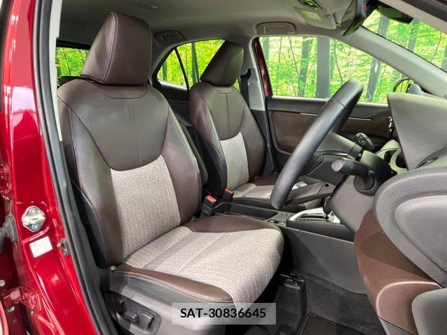 Toyota YARIS CROSS 2023-05 6754069-7
