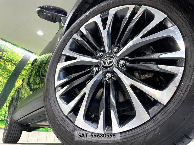 Toyota YARIS CROSS 2021-12 6754070-12