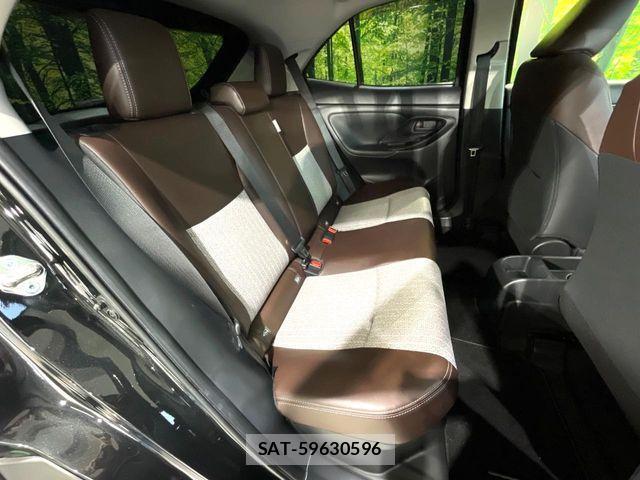 Toyota YARIS CROSS 2021-12 6754070-8