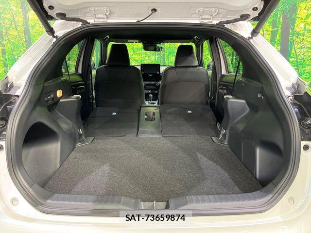 Toyota YARIS CROSS 2023-06 6754064-12