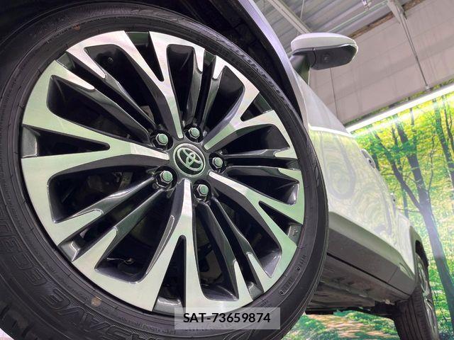 Toyota YARIS CROSS 2023-06 6754064-14
