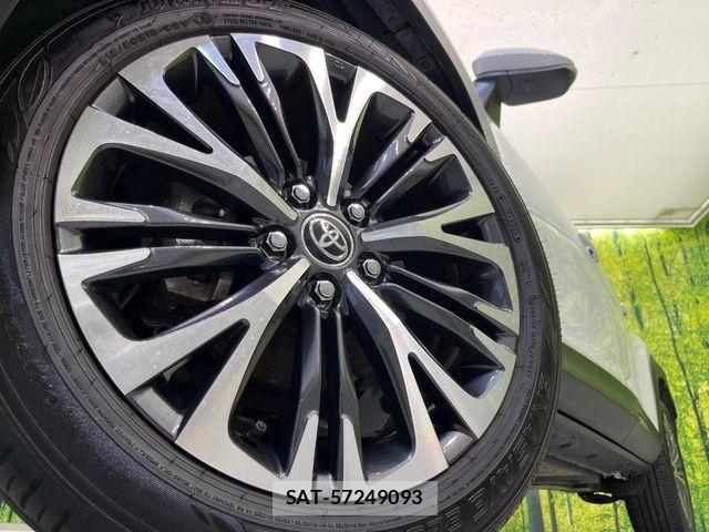 Toyota YARIS CROSS 2023-02 6754067-12