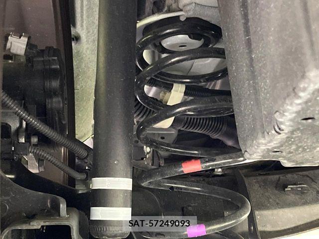 Toyota YARIS CROSS 2023-02 6754067-19
