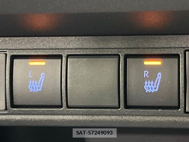 Toyota YARIS CROSS 2023-02 6754067-6