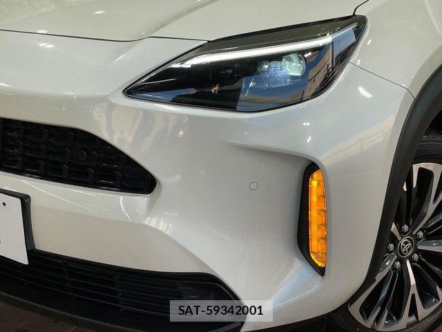 Toyota YARIS CROSS 2021-06 6818309-11
