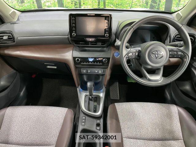 Toyota YARIS CROSS 2021-06 6818309-1