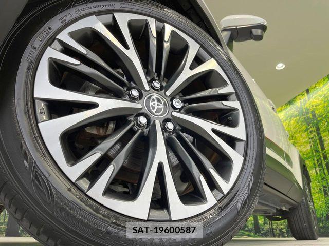 Toyota YARIS CROSS 2021-02 6818306-12