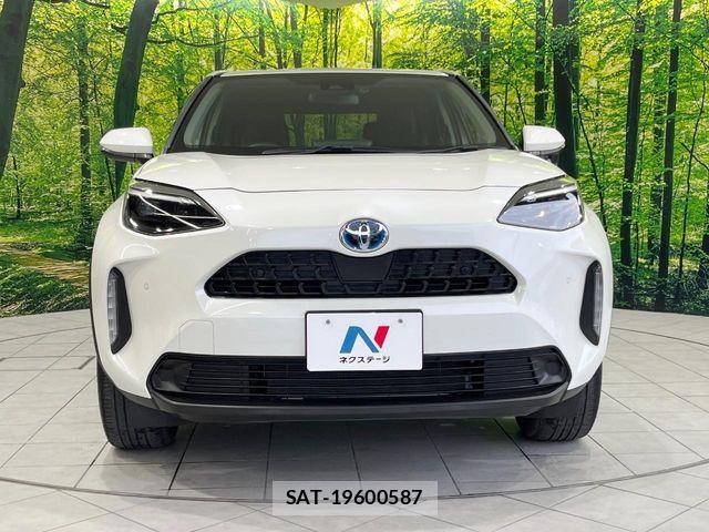 Toyota YARIS CROSS 2021-02 6818306-13
