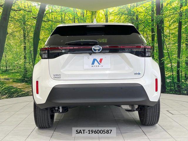 Toyota YARIS CROSS 2021-02 6818306-14
