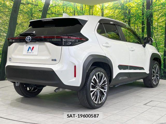 Toyota YARIS CROSS 2021-02 6818306-16
