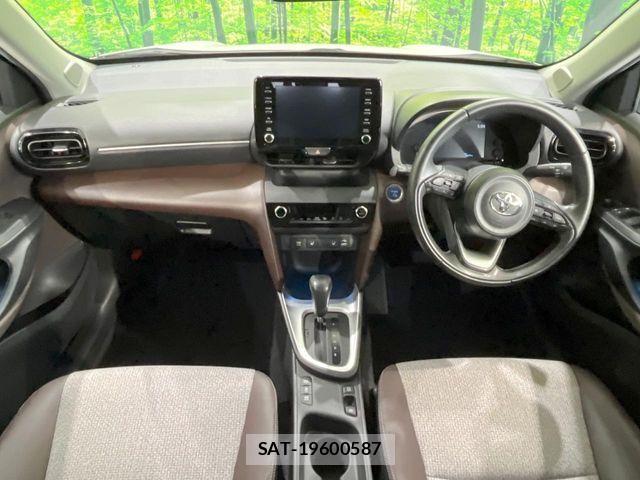 Toyota YARIS CROSS 2021-02 6818306-1