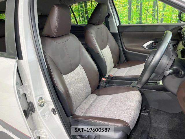Toyota YARIS CROSS 2021-02 6818306-8