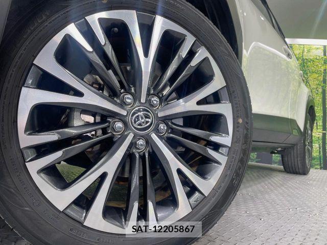 Toyota YARIS CROSS 2021-12 6818315-12