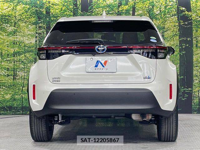 Toyota YARIS CROSS 2021-12 6818315-14