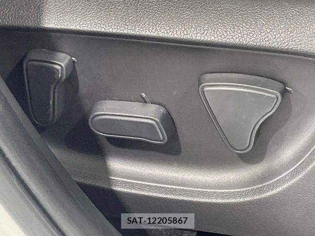 Toyota YARIS CROSS 2021-12 6818315-6