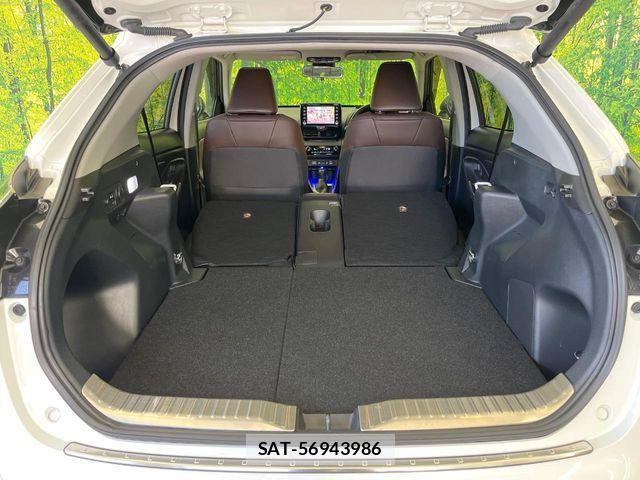 Toyota YARIS CROSS 2021-07 6818313-10