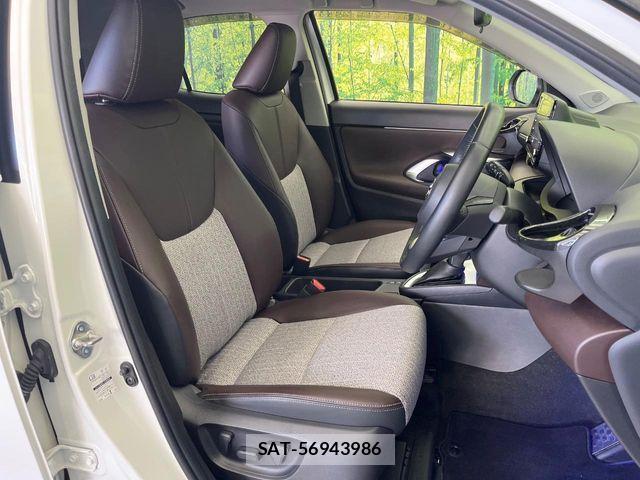 Toyota YARIS CROSS 2021-07 6818313-8