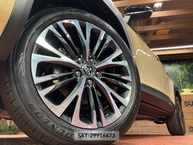 Toyota YARIS CROSS 2022-04 6818293-12