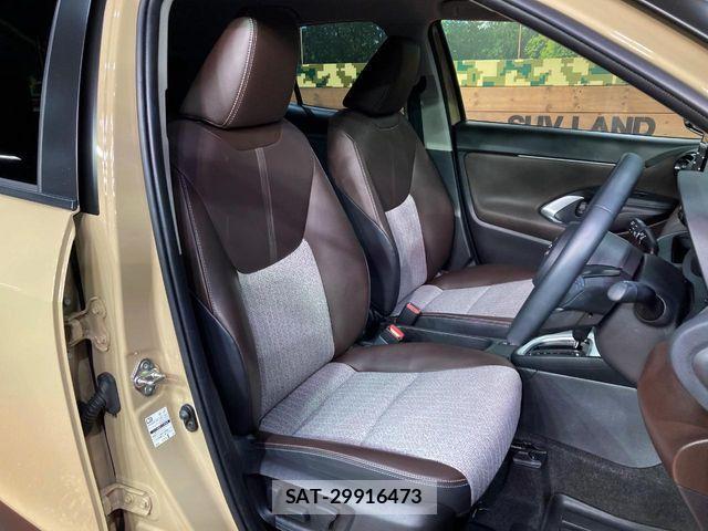 Toyota YARIS CROSS 2022-04 6818293-8