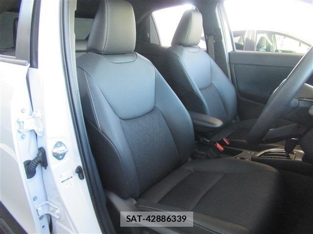 Toyota YARIS CROSS 2025-07 6818283-10
