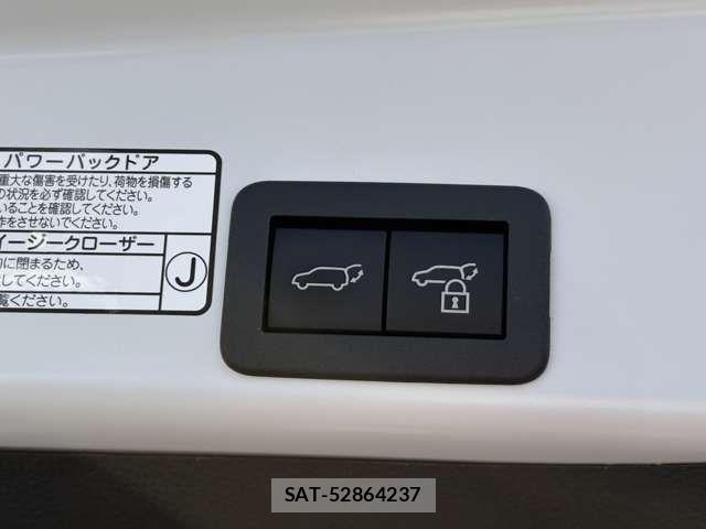 Toyota YARIS CROSS 2023-08 6818301-26