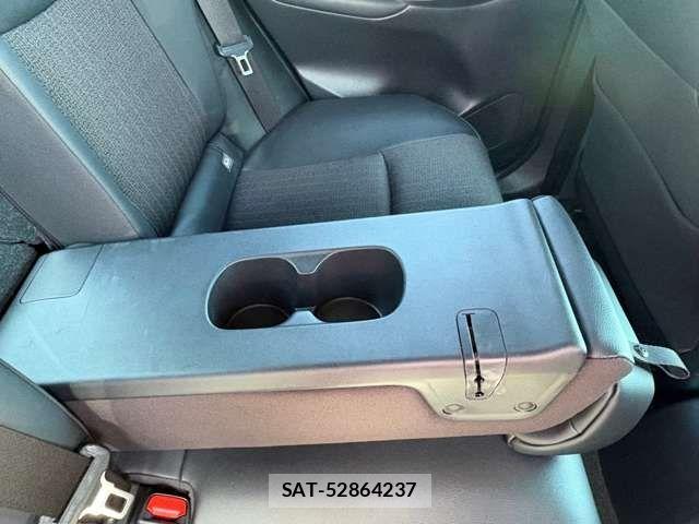 Toyota YARIS CROSS 2023-08 6818301-29