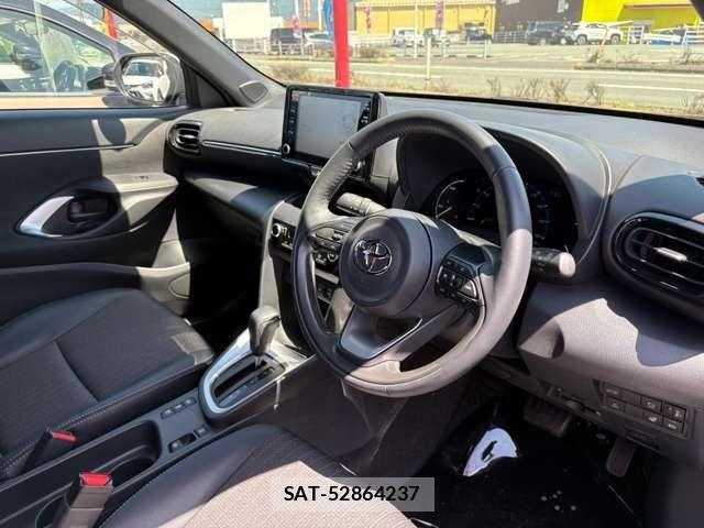 Toyota YARIS CROSS 2023-08 6818301-6