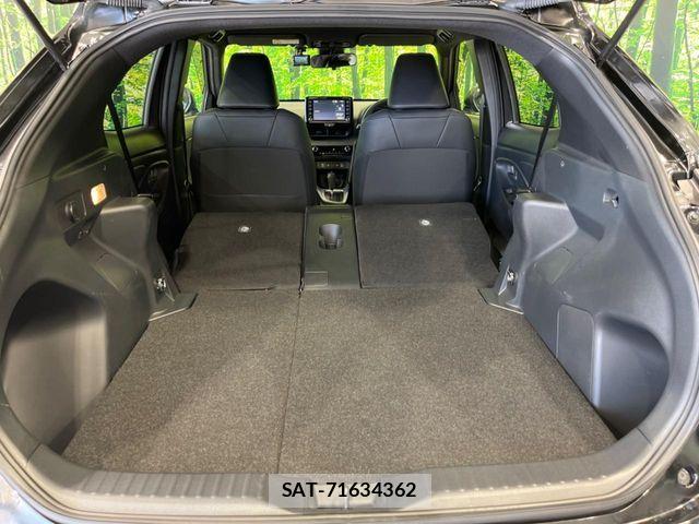 Toyota YARIS CROSS 2023-11 6818299-9