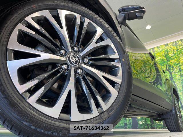 Toyota YARIS CROSS 2023-11 6818299-12