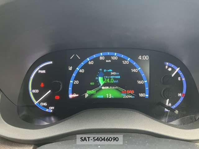 Toyota YARIS CROSS 2021-06 6818303-13