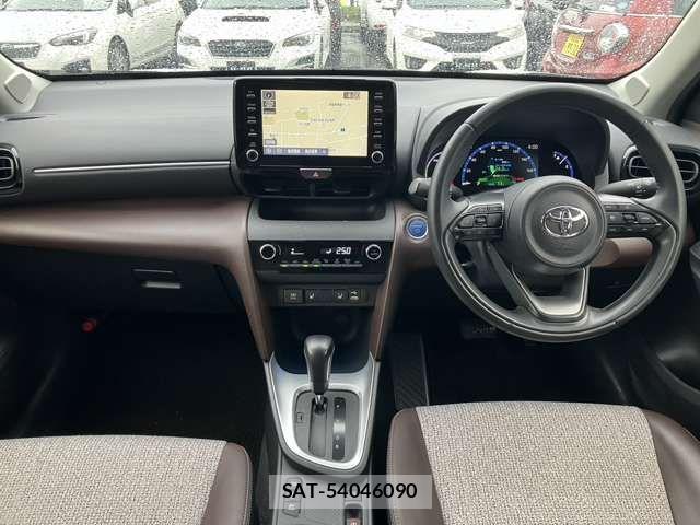 Toyota YARIS CROSS 2021-06 6818303-14