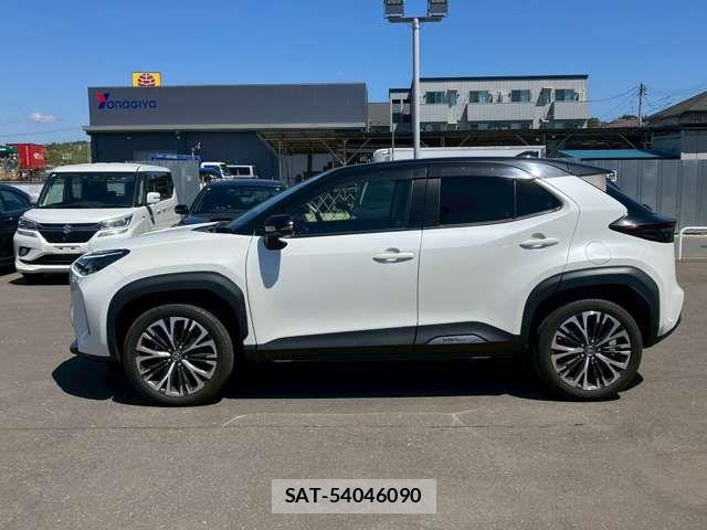 Toyota YARIS CROSS 2021-06 6818303-17