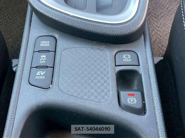 Toyota YARIS CROSS 2021-06 6818303-7