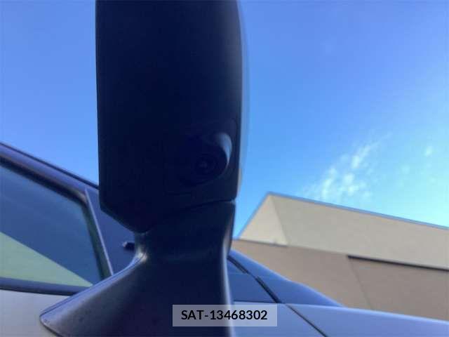 Toyota YARIS CROSS 2025-07 6916060-18