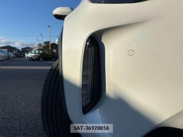 Toyota YARIS CROSS 2021-02 6916084-14