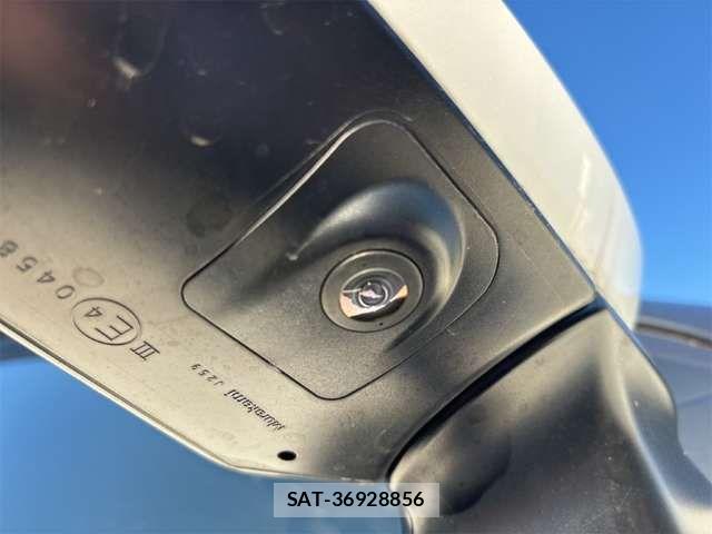 Toyota YARIS CROSS 2021-02 6916084-17