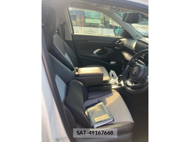 Toyota YARIS CROSS 2021-01 6916107-7