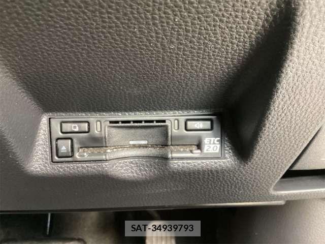 Toyota YARIS CROSS 2025-06 6916056-7