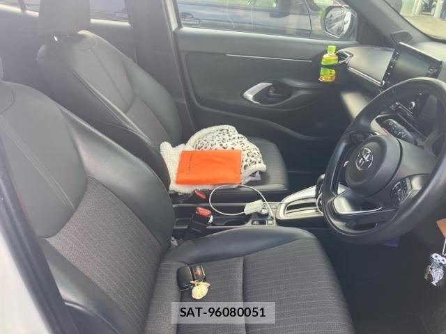 Toyota YARIS CROSS 2023-03 6916080-9