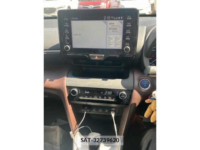 Toyota YARIS CROSS 2022-01 6916085-13