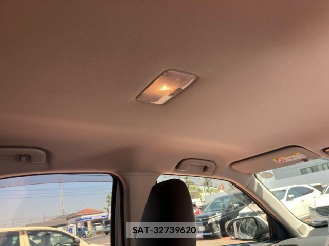 Toyota YARIS CROSS 2022-01 6916085-19