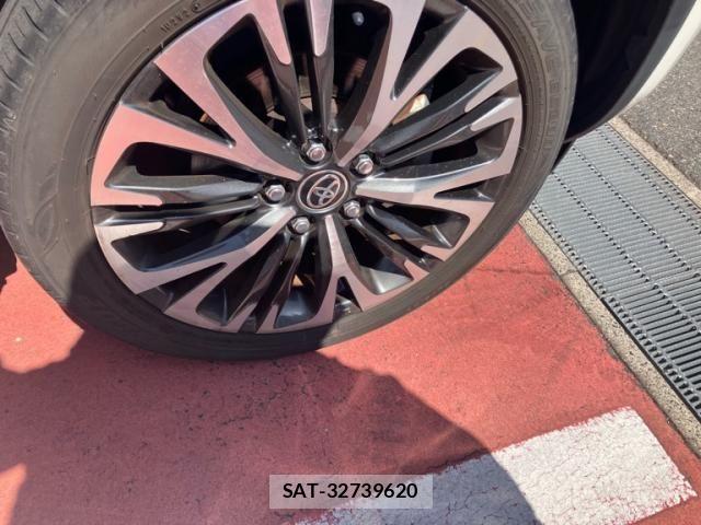 Toyota YARIS CROSS 2022-01 6916085-5