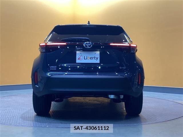 Toyota YARIS CROSS 2025-10 6916037-12