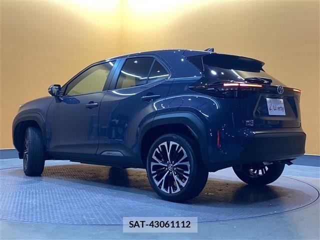 Toyota YARIS CROSS 2025-10 6916037-13