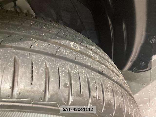 Toyota YARIS CROSS 2025-10 6916037-16