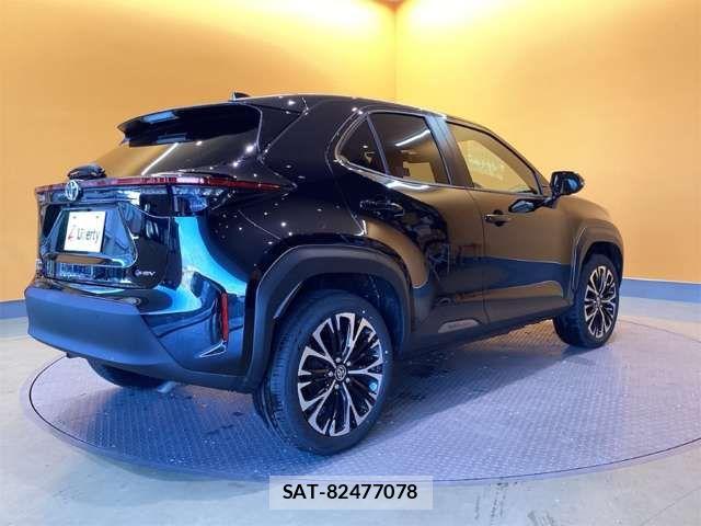 Toyota YARIS CROSS 2025-07 6916062-11